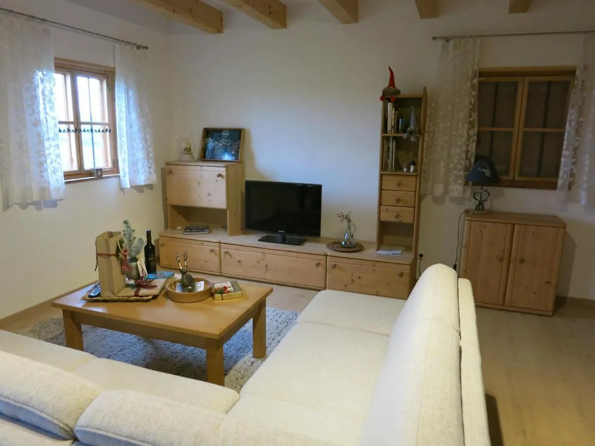 Ferienwohnung Strass4 Neumarkt-Sankt Veit